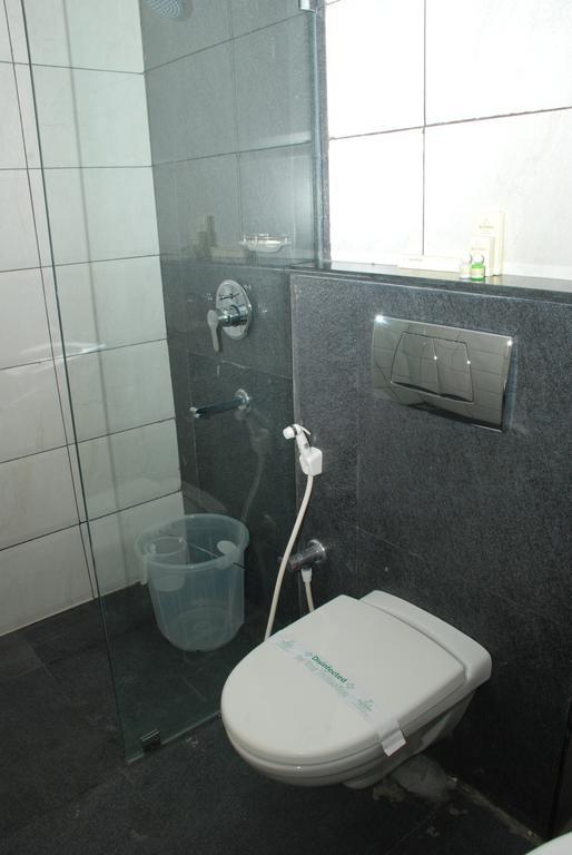Hotel Pla Amrith Inn Tiruchirappalli Zewnętrze zdjęcie